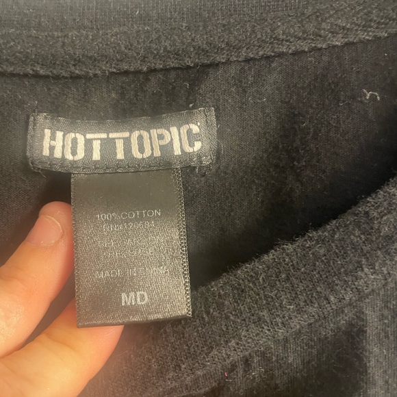 Hot Topic Moon Phases Boxy Girls Crop T-Shirt Like New! Size M Raw hem & Neck - Picture 8 of 10